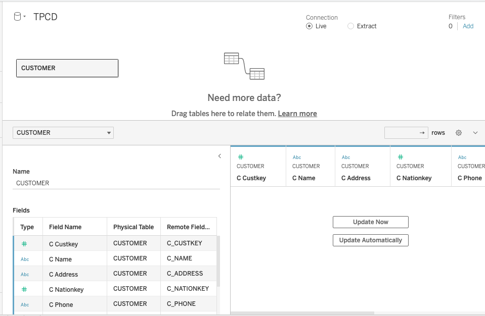 CUSTOMER 테이블을 캔버스로 끌어와 컬럼 헤더는 보이지만 데이터는 없는 Tableau 워크북